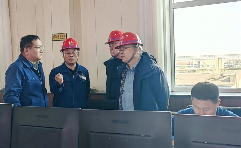 赵林到龙钢公司调研高炉出产运营使命